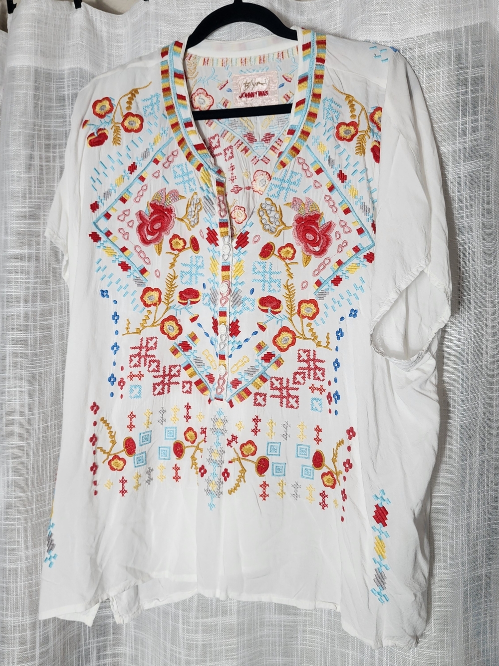 Johnny Was White Embroidered V-Neck Tunic with Multicolor Floral Detail